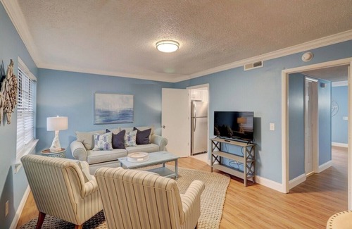 Palmetto Dunes Cabaña | Beach Getaway 2BR w/Pool + Modern Comforts
