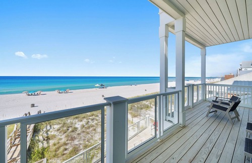 Crescent Beach Casa | CASA DE NUEVA CONSTRUCCIÓN! Playa feliz! ¡Listo junio de 2020! 8 dormitorios / 9 baños