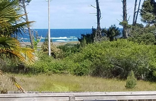 Cleone Casa | Beach Haven - MacKerricher State Park nearby - Ocean View Home & Guest House