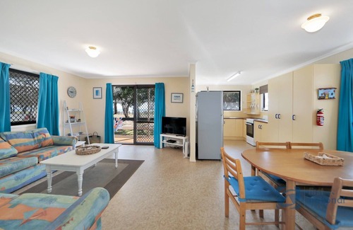 Woodgate Casa | Beach Holiday Escape @ Low Tide