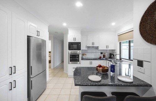 Vincentia Villa | Beach Holiday Villa Jervis Bay