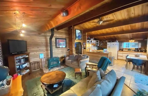 Ferndale Casa | Beach home - family-friendly! Sunrise @ Sandy Point