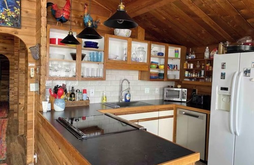 Ferndale Casa | Beach home - family-friendly! Sunrise @ Sandy Point