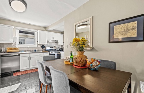 Quincy Apartamento | ¡Moderna y cómoda casa de playa en Quincy Bay, junto a Boston y a pasos de la playa!