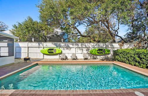 Vilano Beach Casa | Beach Home w Pool Golf Cart Game Room Dogs Ok