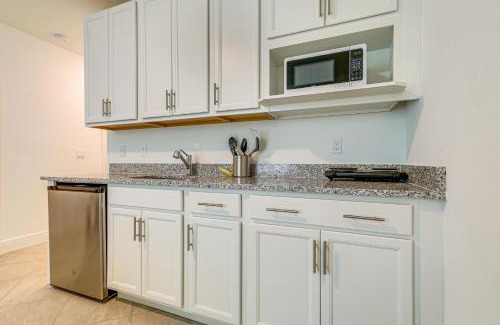 Port Saint Lucie Apartamento | Beach-Hop and Golf! Port St Lucie Apt with Shared Yard