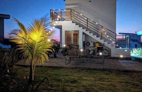 San Diego Casa | Casa Ecológica Playa con Lujo Moderno – ¡Su Paraíso en Nicaragua lo Espera!