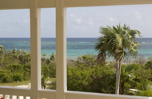 Clarence Town Casa | Casa de playa en el Blue Hole de Dean - ¡Caminando hasta el Blue Hole!