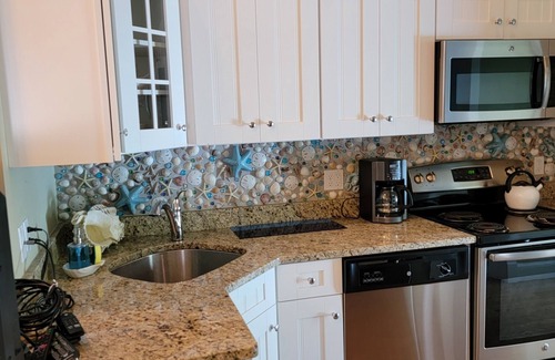 Seaglass Village Cabaña | Beautiful Year Round Duplex Unit With Custom Kitchen & Large Private Patio