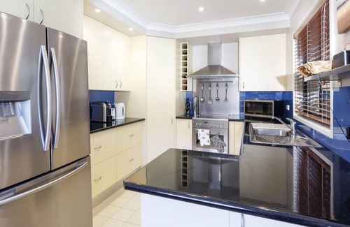 Hawks Nest Casa | Beach House - Australian Coastal Style Beach House