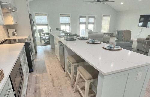 Grand Isle Casa | Beach House - Beachfront - Island Realty