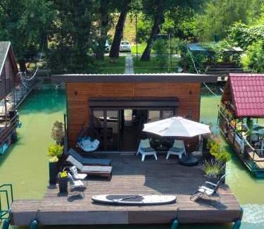 Cukarica Villa | Beach House Belgrade