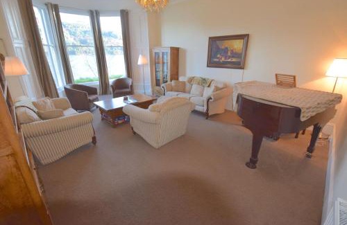 Cairndow Casa | Beach House - Carrick Castle