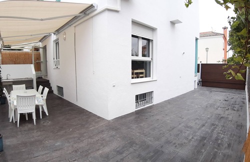Rota Casa | Casa en la playa totalmente reformada con capacidad para 13 personas.