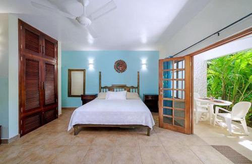Negril Hotel | Beach House Condos, Negril