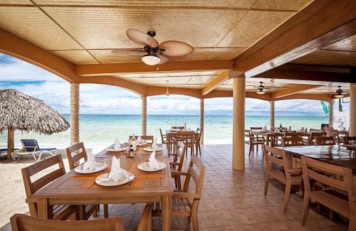 Negril Hotel | Beach House Condos, Negril