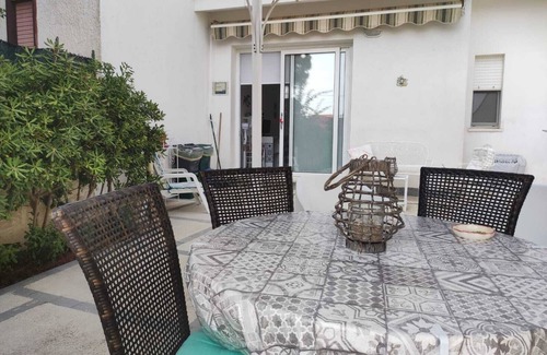 Ognina Villa | Pequeña villa junto al mar en alquiler