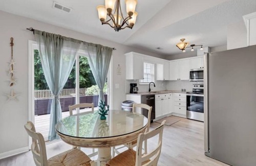 Silver Lake Casa | Beach House Getaway