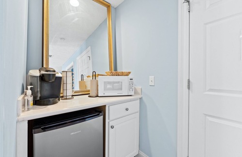 Laguna Beach Estates Casa | Beach House - Happy Wife Happy Life
