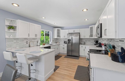 Lauderdale Beach Apartamento | Beach House! + Hot Tub Paradise!