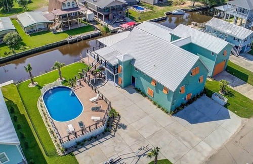 Shoreline Park Casa | Beach House in the Bay!