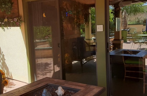 Villages of Green Valley Casa | BEACH HOUSE IN THE DESERT