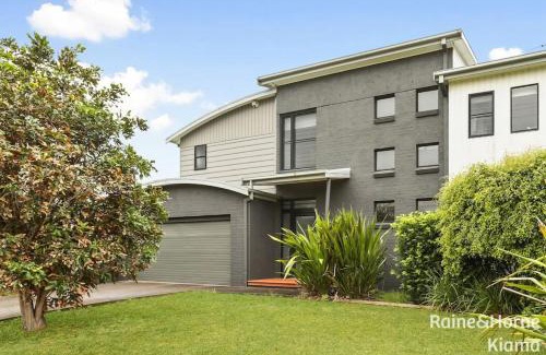 Kiama Casa | Beach House Kendalls - Low Season Special - Stay 3 PAY FOR 2 Nights