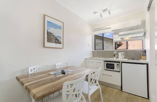 North Ward Hotel | Beach House Motel