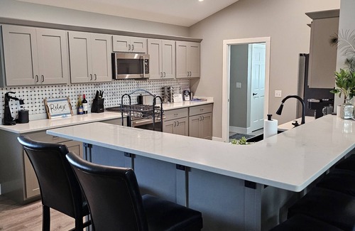 New Lisbon Casa | Beach house near Castle Rock Lake.