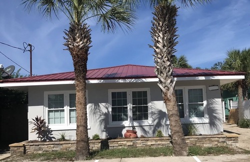 Kiska Beach Casa | Beach House one block from the ocean. West end of panama city beach.