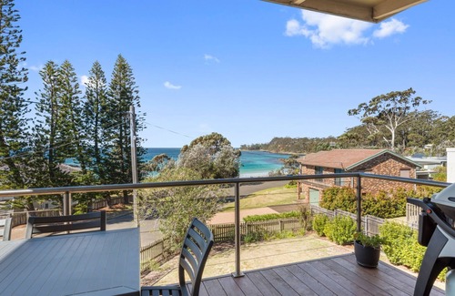 Narrawallee Casa | Beach House on Booth