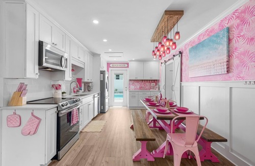 Laguna Beach Casa | Beach House - Pink Prerogative by PHG