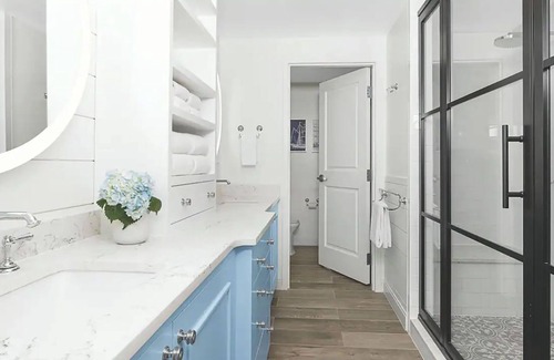 Key West Complejo | Beach House Resort. Amenities Included Private Beach Area for Guests. 2BR Condo