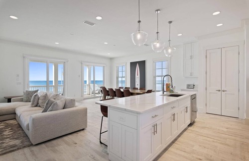 West Panama City Beach Casa | Beach House - Shellebration by PHG