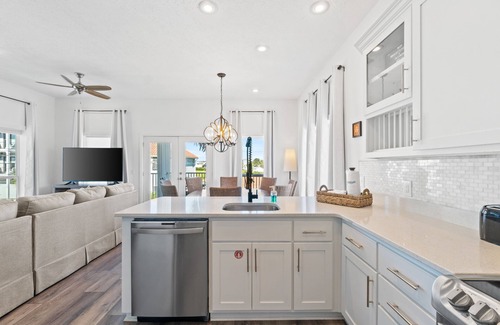 Laguna Beach Casa | Beach House - The Sandcastle by PHG