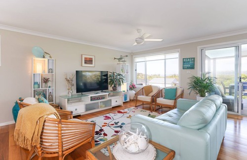 Warriewood Apartamento | Beach House Upper Unit