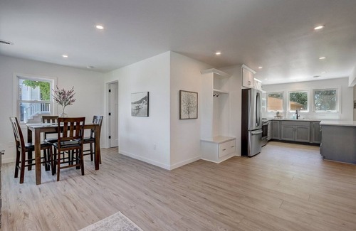 Lake Mills Casa | Beach House