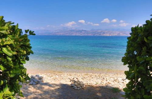 Kassiopi Casa | Beach House Varvara
