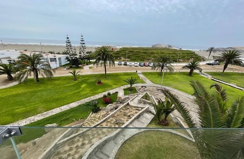 Cerro Azul Casa | Casa de Playa con Piscina