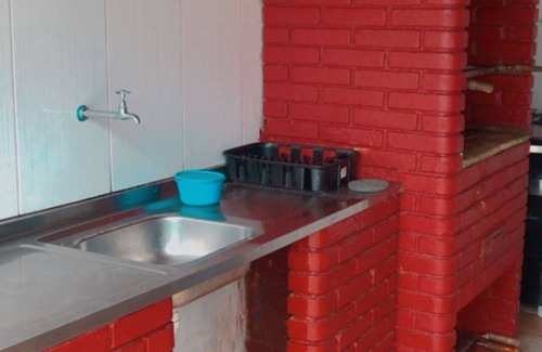 Itanhaem Cabaña | Beach house with pool, weekends and holidays