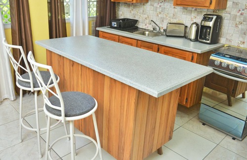 Bon Accord Village Apartamento | La playa está cerca! Ven y experimenta esta hermosa suite y paraíso