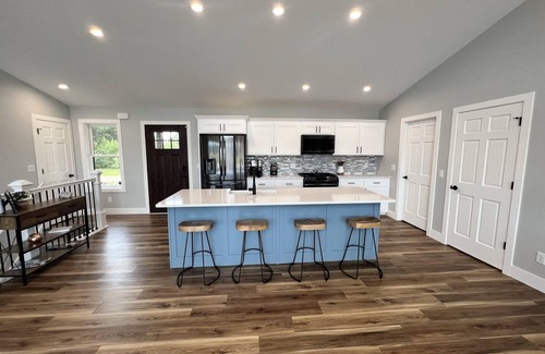 New Lisbon Casa | Beach Lake Retreat with Private Lake and Hot Tub
