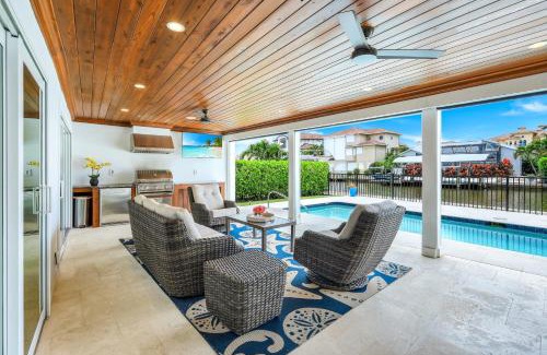 Connors Casa | Beach Life! Close To Vanderbilt Beach! & ON THE WATER, Private Oasis