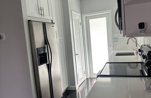 Dolphin Isles Apartamento | Beach Lover’s Paradise: Cozy rental just 5 minutes walk to Fort Lauderdale beach