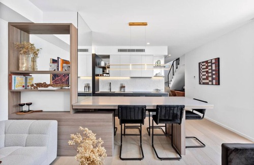 Ocean Grove Apartamento | Beach Luxury On The Park- Fireplace, Aircon, Parking, 2 bedroom, 3 bathrooms Sleeping 6
