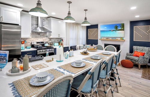 Point Pleasant Beach Casa | Beach Oasis! 2 Blocks to Beach/ Hot Tub/Firepit/ 10 private passes/5BR/Balcony