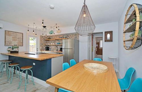 Lake Ridge Apartamento | Beach Oasis with PlayStation, BBQ, Beach and Baby gear