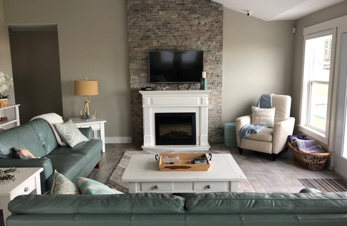 Tignish Cabaña | Beach, Oceanfront, 3 Bedroom