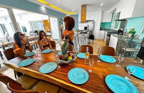 Punta Cana Villa | VILLA★BLANCA and AZUL have it all – 2 stunning connected Villas with...