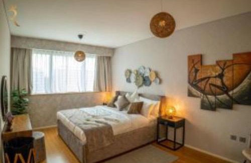 Al Raha Beach Apartamento | Beach Plaza Nest 1BR - Cozy Stay with Beach Access at Al Muneera, Al Raha